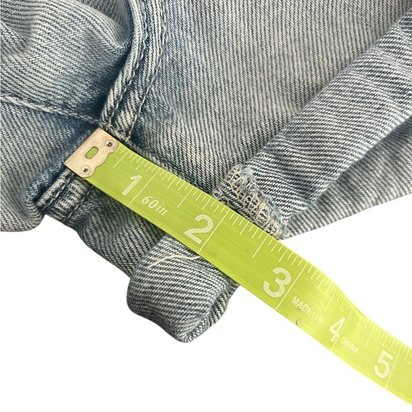 Kancan Light Wash Rolled Cuff High Rise Denim Shorts Size Medium - Picture 8 of 8